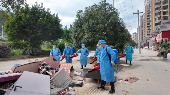 闻&ldquo;汛&rdquo;而动 全力以赴！ 省州县三级联动 筑牢榕江灾后医疗卫生防治&ldquo;堤坝&rdquo;