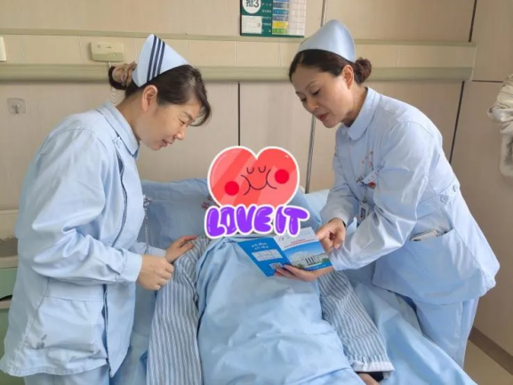 郑州市骨科医院&ldquo;手语+文字&rdquo;双模式服务聋哑患者