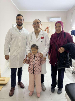 艾香里的医者初心-陈权医生在突尼斯的端午坚守与生命守护